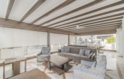 Resale - Apartment - Penthouse - Estepona - Estepona Centro