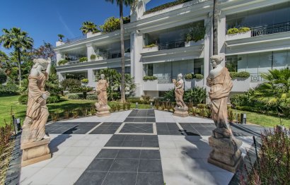 Resale - Apartment - Penthouse - Estepona - Estepona Centro