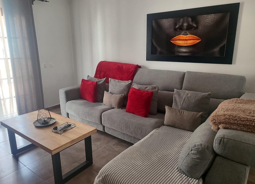 Resale - House - Townhouse - Estepona - Cancelada