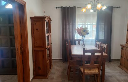 Resale - House - Townhouse - Estepona - Cancelada