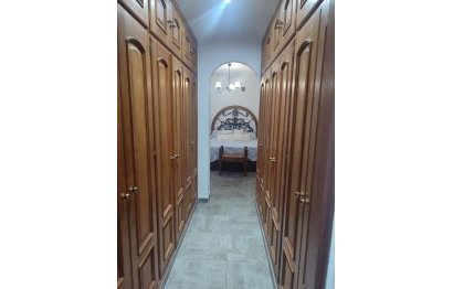 Resale - House - Townhouse - Estepona - Cancelada