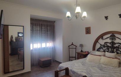 Resale - House - Townhouse - Estepona - Cancelada