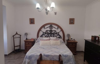 Resale - House - Townhouse - Estepona - Cancelada