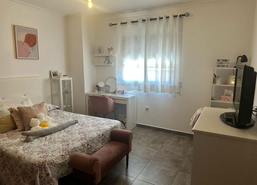 Resale - House - Townhouse - Estepona - Cancelada