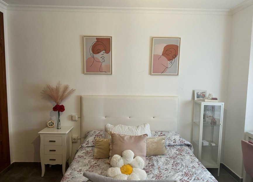 Resale - House - Townhouse - Estepona - Cancelada