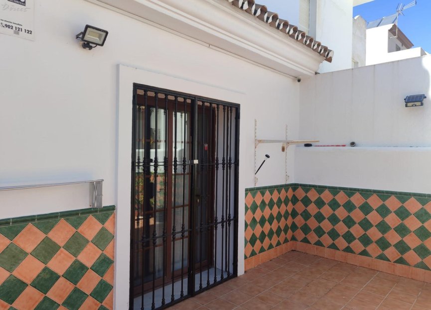Resale - House - Townhouse - Estepona - Cancelada