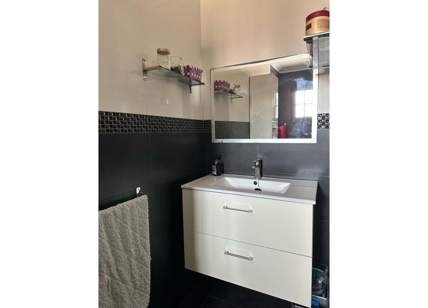 Resale - House - Townhouse - Estepona - Cancelada