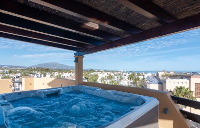 Resale - Apartment - Penthouse - Estepona - Costalita