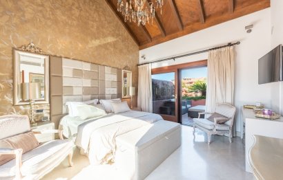 Resale - Apartment - Penthouse - Estepona - New Golden Mile