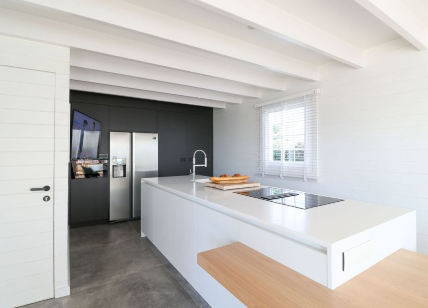 Resale - House - Detached Villa - Benahavís - Benahavís Centro