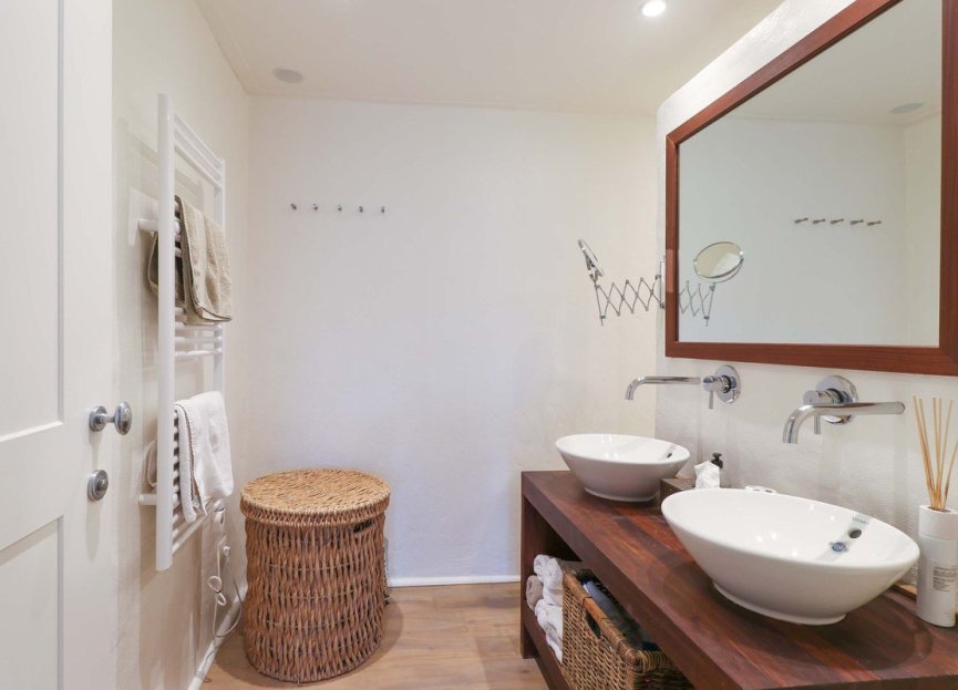 Resale - House - Detached Villa - Benahavís - Benahavís Centro