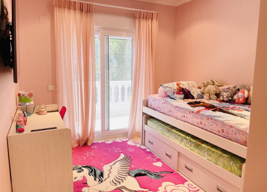 Reventa - House - Detached Villa - Marbella - Nagüeles