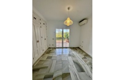 Reventa - House - Townhouse - Estepona - Estepona Centro