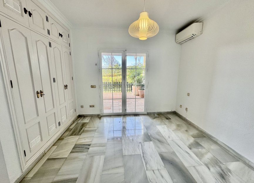 Reventa - House - Townhouse - Estepona - Estepona Centro