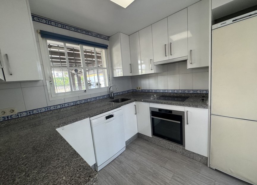 Reventa - House - Townhouse - Estepona - Estepona Centro