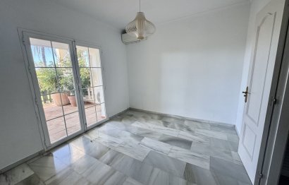 Reventa - House - Townhouse - Estepona - Estepona Centro