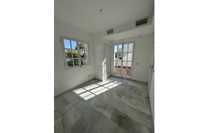 Reventa - House - Townhouse - Estepona - Estepona Centro