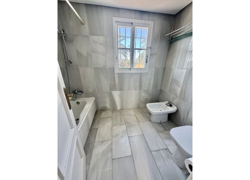 Reventa - House - Townhouse - Estepona - Estepona Centro