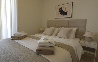 Resale - Apartment - Middle Floor Apartment - Estepona - Valle Romano