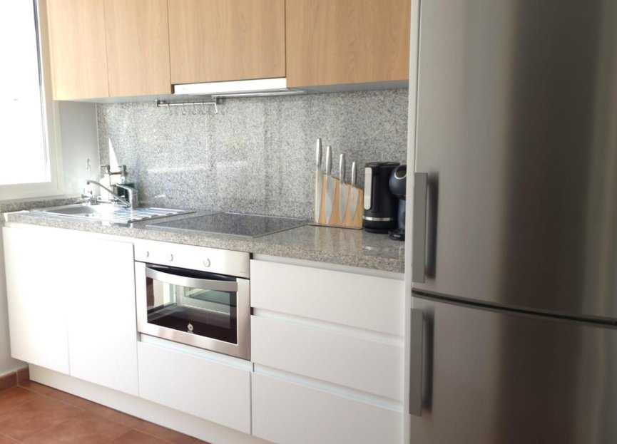 Resale - Apartment - Middle Floor Apartment - Estepona - Valle Romano