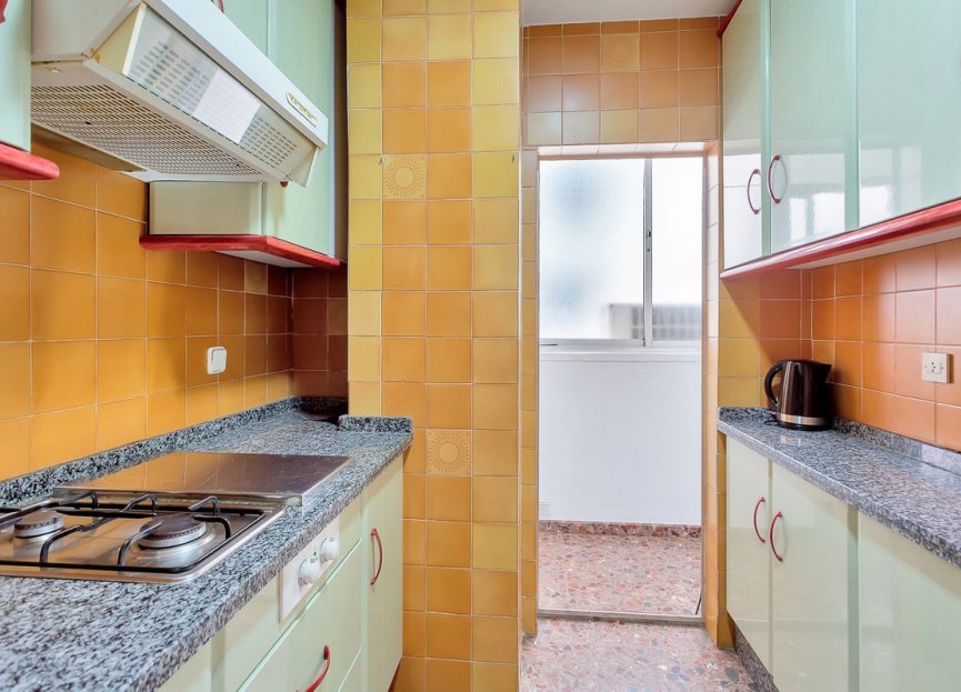 Resale - Apartment - Middle Floor Apartment - Fuengirola - Los Boliches