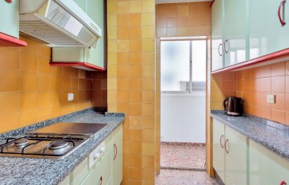 Resale - Apartment - Middle Floor Apartment - Fuengirola - Los Boliches