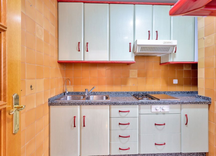 Resale - Apartment - Middle Floor Apartment - Fuengirola - Los Boliches