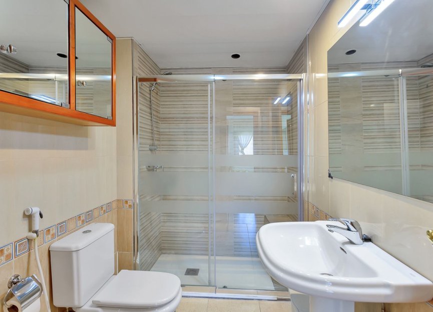 Resale - Apartment - Middle Floor Apartment - Fuengirola - Los Boliches