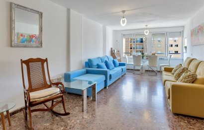 Resale - Apartment - Middle Floor Apartment - Fuengirola - Los Boliches