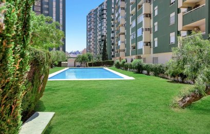 Resale - Apartment - Middle Floor Apartment - Fuengirola - Los Boliches