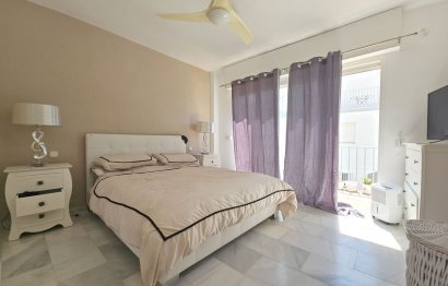 Resale - House - Semi-Detached House - Estepona - Atalaya