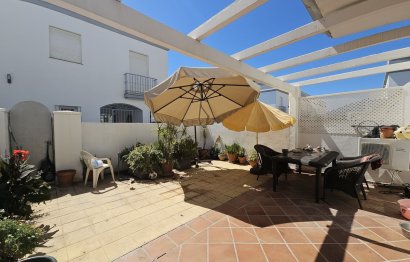 Resale - House - Semi-Detached House - Estepona - Atalaya