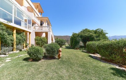 Resale - House - Detached Villa - Marbella - La Mairena