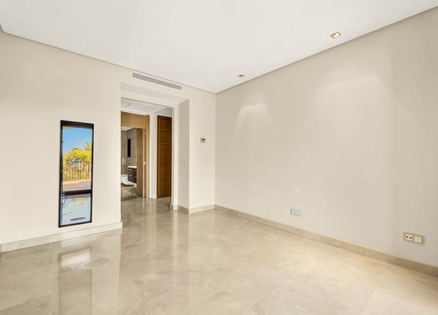 Resale - Ground floor apartment - Benahavís - La Quinta