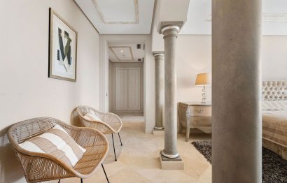 Resale - Apartment - Middle Floor Apartment - Marbella - Nueva Andalucia