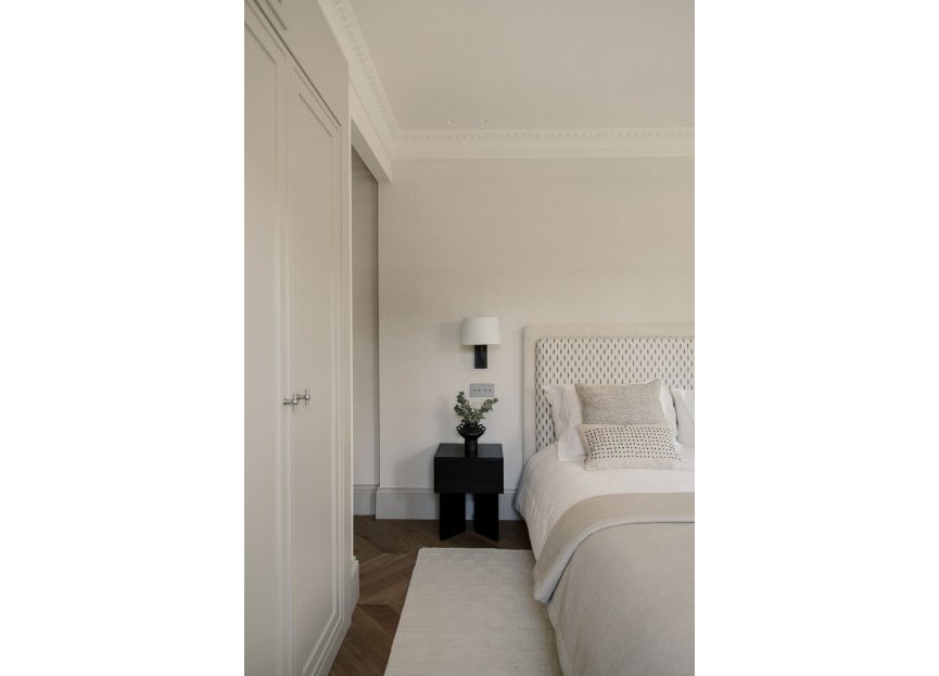 Resale - House - Detached Villa - Marbella - Nueva Andalucia