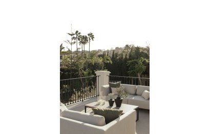 Resale - House - Detached Villa - Marbella - Nueva Andalucia