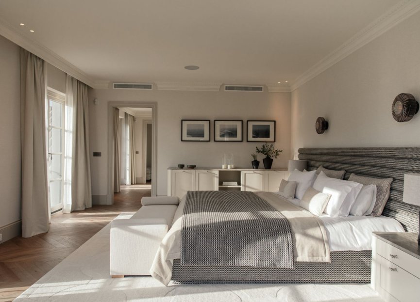 Resale - House - Detached Villa - Marbella - Nueva Andalucia