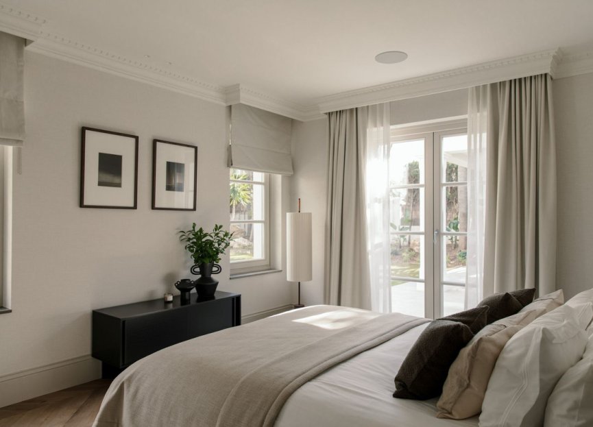 Resale - House - Detached Villa - Marbella - Nueva Andalucia