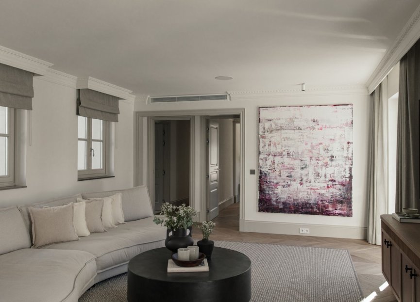 Resale - House - Detached Villa - Marbella - Nueva Andalucia