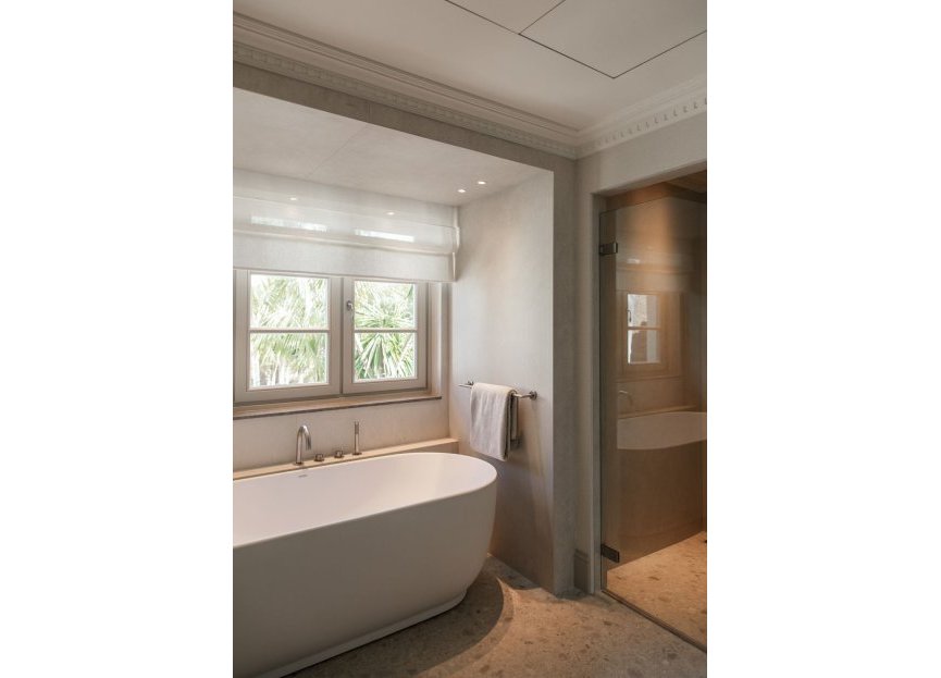 Resale - House - Detached Villa - Marbella - Nueva Andalucia