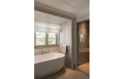 Resale - House - Detached Villa - Marbella - Nueva Andalucia