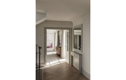 Resale - House - Detached Villa - Marbella - Nueva Andalucia