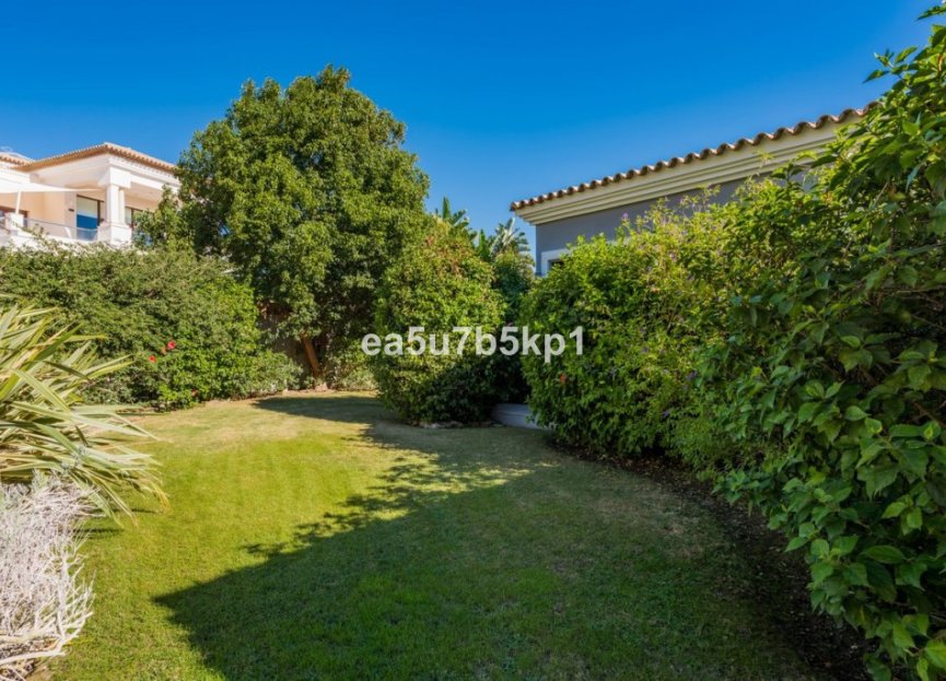 Resale - House - Detached Villa - Manilva - Manilva Centro