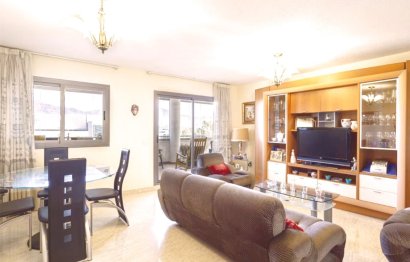 Resale - Apartment - Middle Floor Apartment - Fuengirola - Fuengirola Centro