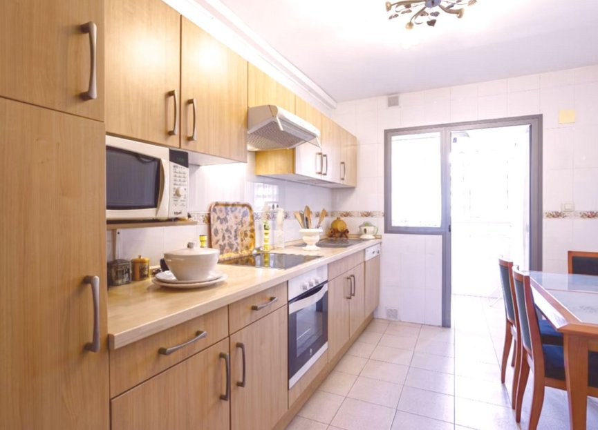 Resale - Apartment - Middle Floor Apartment - Fuengirola - Fuengirola Centro