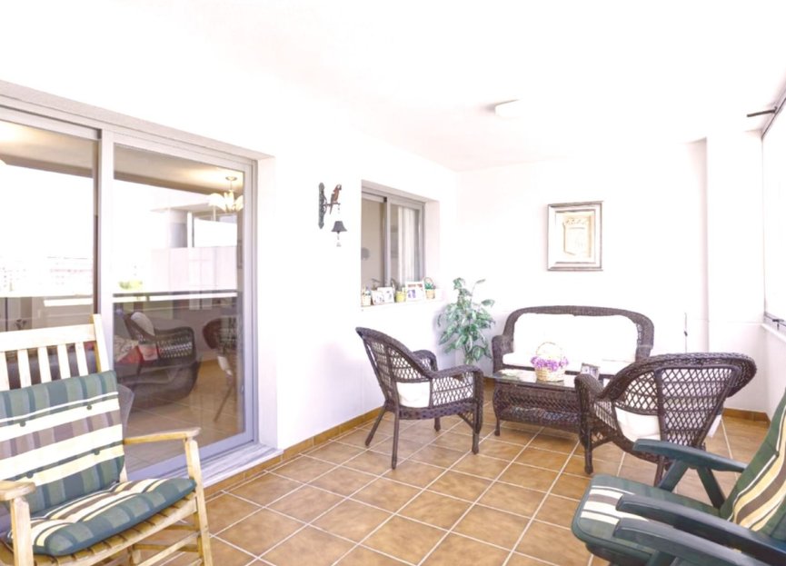 Resale - Apartment - Middle Floor Apartment - Fuengirola - Fuengirola Centro