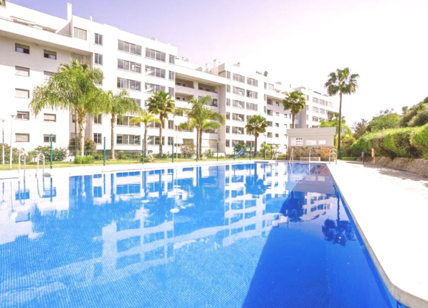 Resale - Apartment - Middle Floor Apartment - Fuengirola - Fuengirola Centro