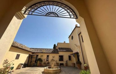 Reventa - House - Detached Villa - Marbella - La Mairena