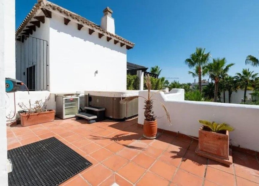 Resale - Apartment - Penthouse - Marbella - Puerto Banús